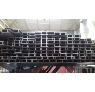 Profil aluminiowy nietypowy 19 x 42. Długość 6 mb